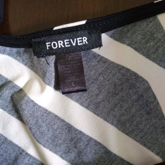 🖤🔥FOREVER MAXI DRESS VNECK EMPIRE WAIST BLACK BEIGE ABSTRACT STRIPES SIZE L - Picture 5 of 7